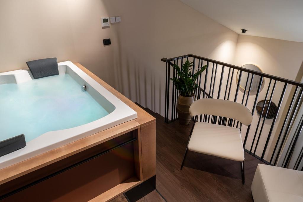 DeGrassi Boutique Garni Hotel Izola z Jacuzzijem v Primorski