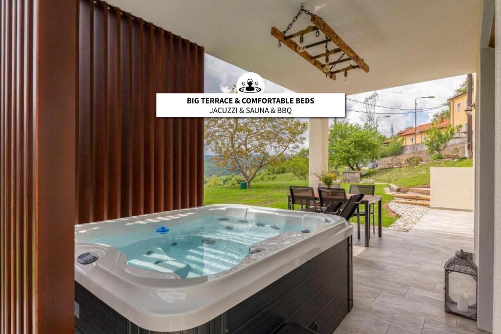 Masažna Kad Brkinka Apartments Primorska